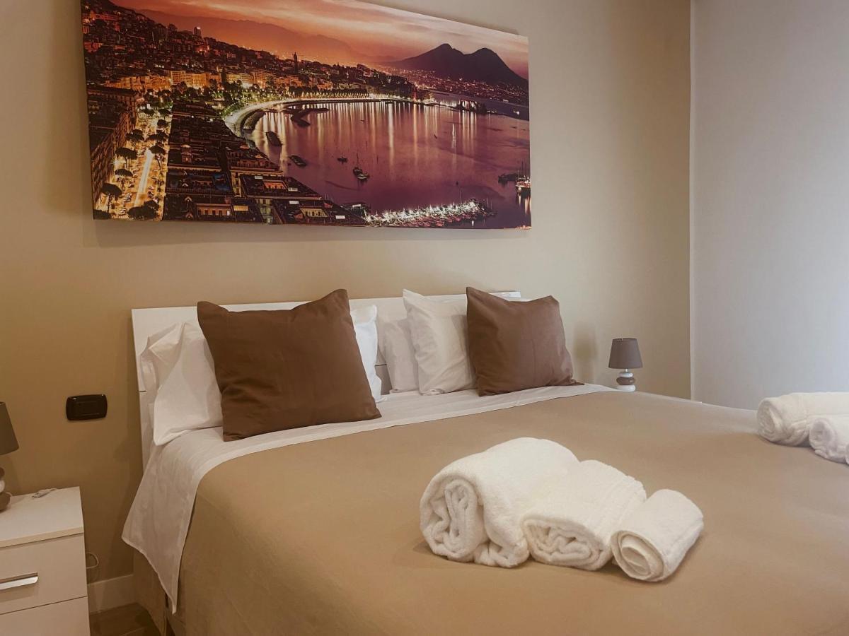 La Suite Di Dante Napoli Exterior photo